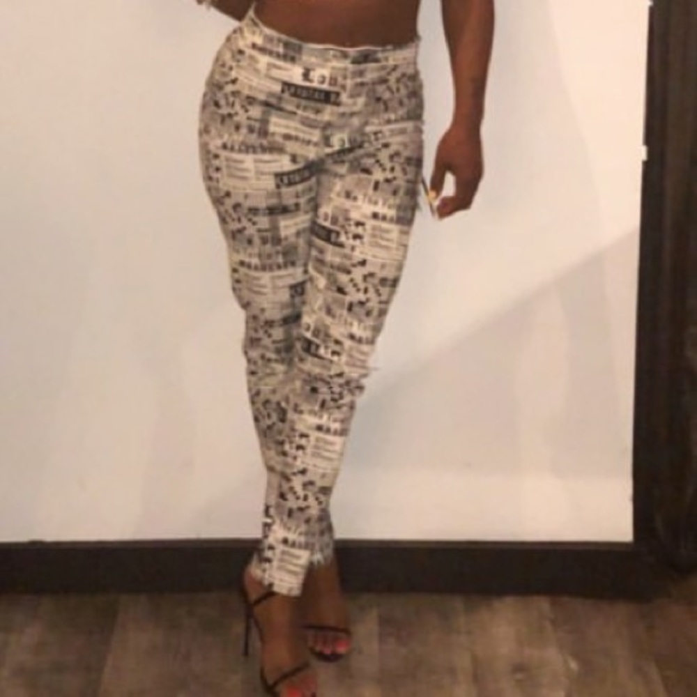 Newspaper article pants